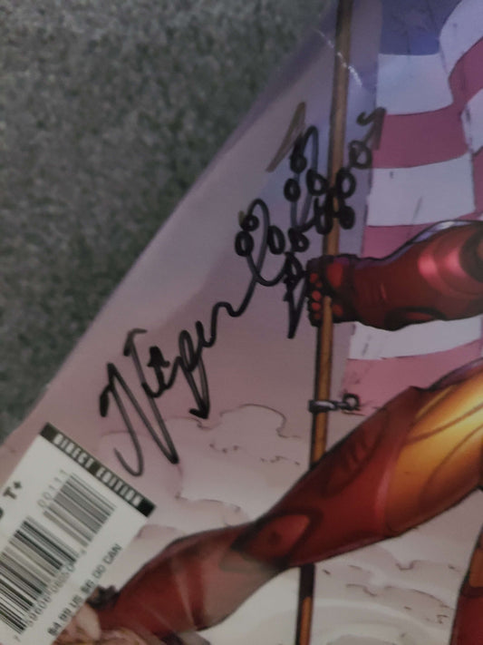 Viper's signed pre-owned comic books dated 2005-2008